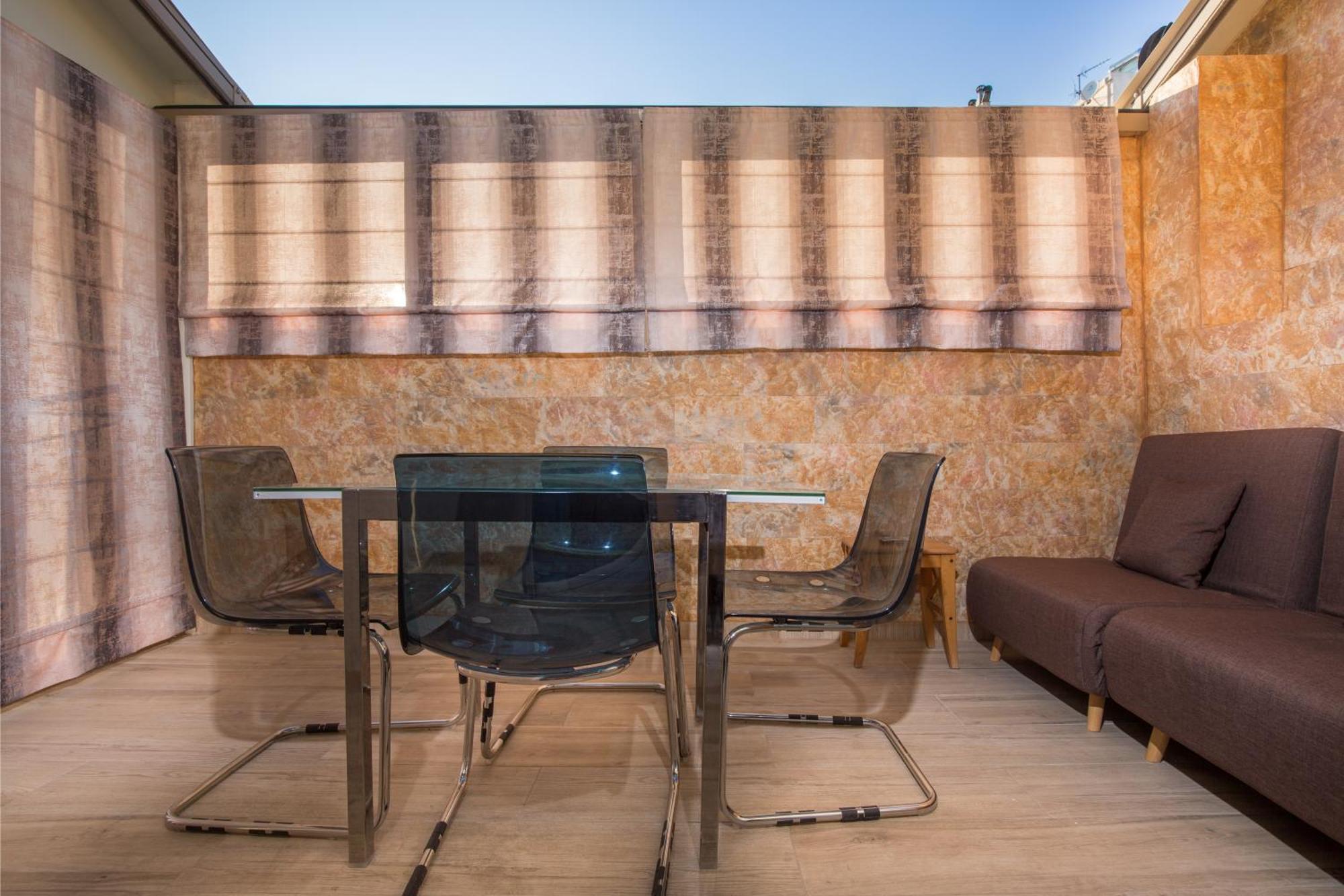 Cosy Apartment With Terrace Near Metro Station Athen Eksteriør billede